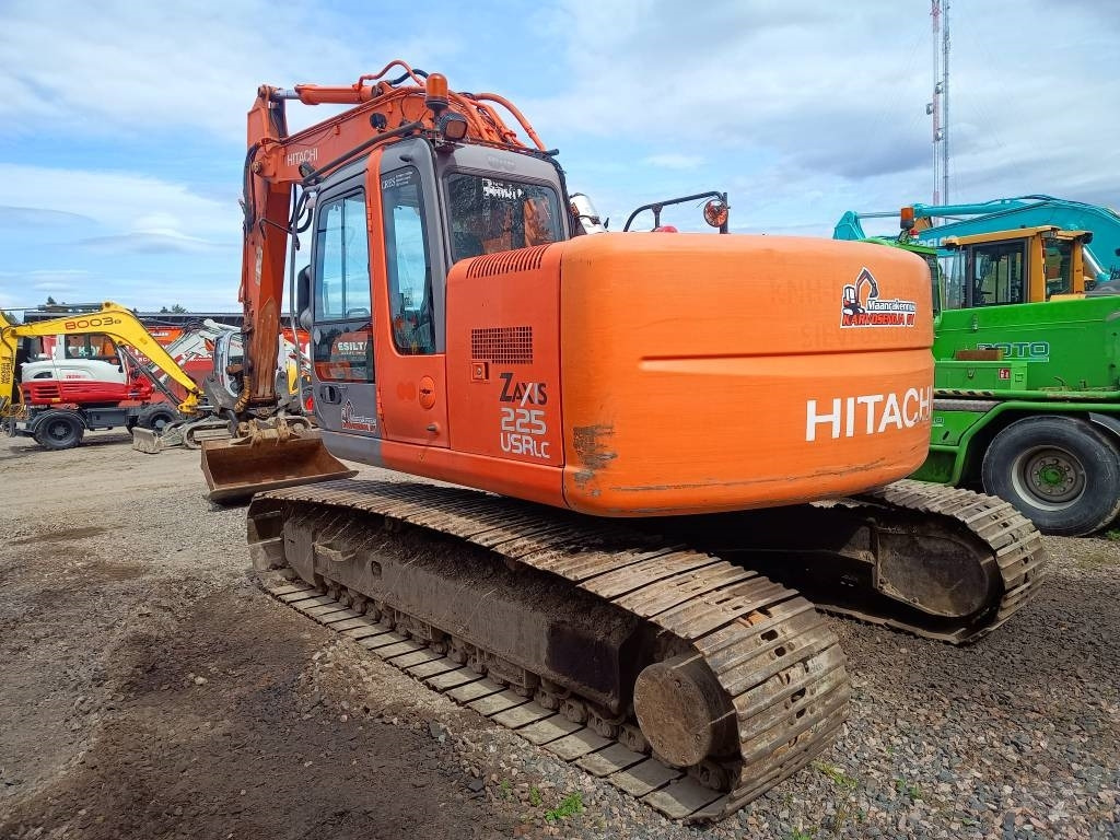 Hitachi MYYTY! SOLD! ZX225USR KALLISTAJALLA - Гусеничный экскаватор: фото 3 Hitachi MYYTY! SOLD! ZX225USR KALLISTAJALLA - Гусеничный экскаватор: фото 3