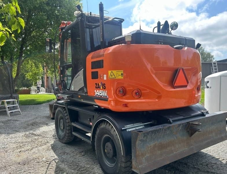 Hitachi ZX 145 W-6 - Колёсный экскаватор: фото 3 Hitachi ZX 145 W-6 - Колёсный экскаватор: фото 3