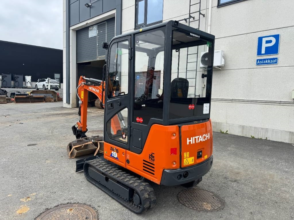 Hitachi ZX 19-6 CR - Мини-экскаватор: фото 3 Hitachi ZX 19-6 CR - Мини-экскаватор: фото 3