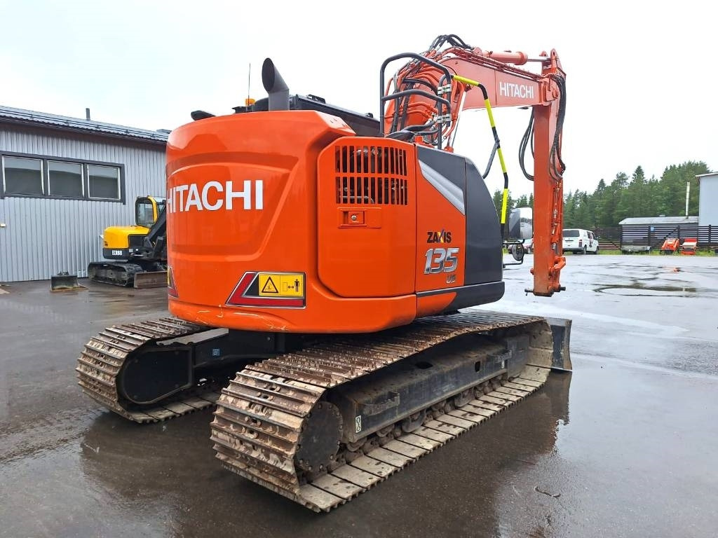 Hitachi ZX135USLC-7 PUSKULEVYLLÄ - Гусеничный экскаватор: фото 3 Hitachi ZX135USLC-7 PUSKULEVYLLÄ - Гусеничный экскаватор: фото 3