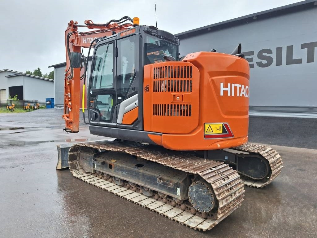 Hitachi ZX135USLC-7 PUSKULEVYLLÄ - Гусеничный экскаватор: фото 2 Hitachi ZX135USLC-7 PUSKULEVYLLÄ - Гусеничный экскаватор: фото 2