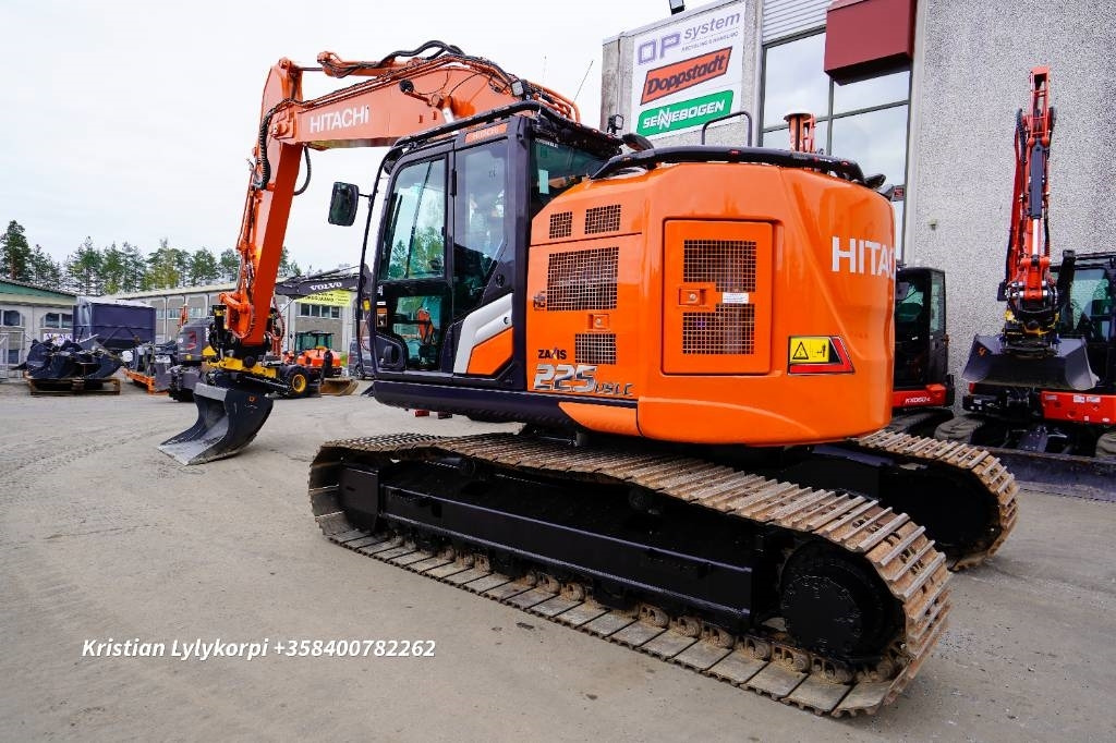 Hitachi ZX225USLC-7 ENGCON JA NOVATRON  - Гусеничный экскаватор: фото 2 Hitachi ZX225USLC-7 ENGCON JA NOVATRON  - Гусеничный экскаватор: фото 2