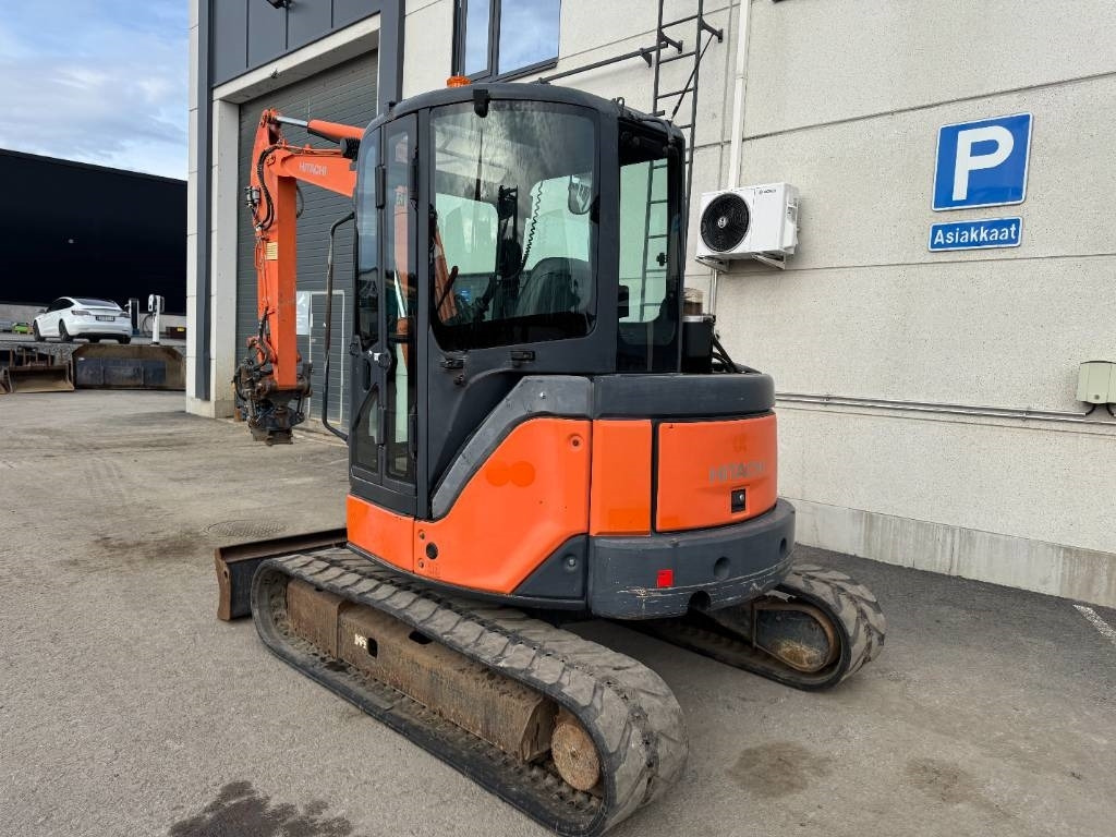 Hitachi ZX50U-2 PYÖRITTÄJÄLLÄ - Мини-экскаватор: фото 3 Hitachi ZX50U-2 PYÖRITTÄJÄLLÄ - Мини-экскаватор: фото 3