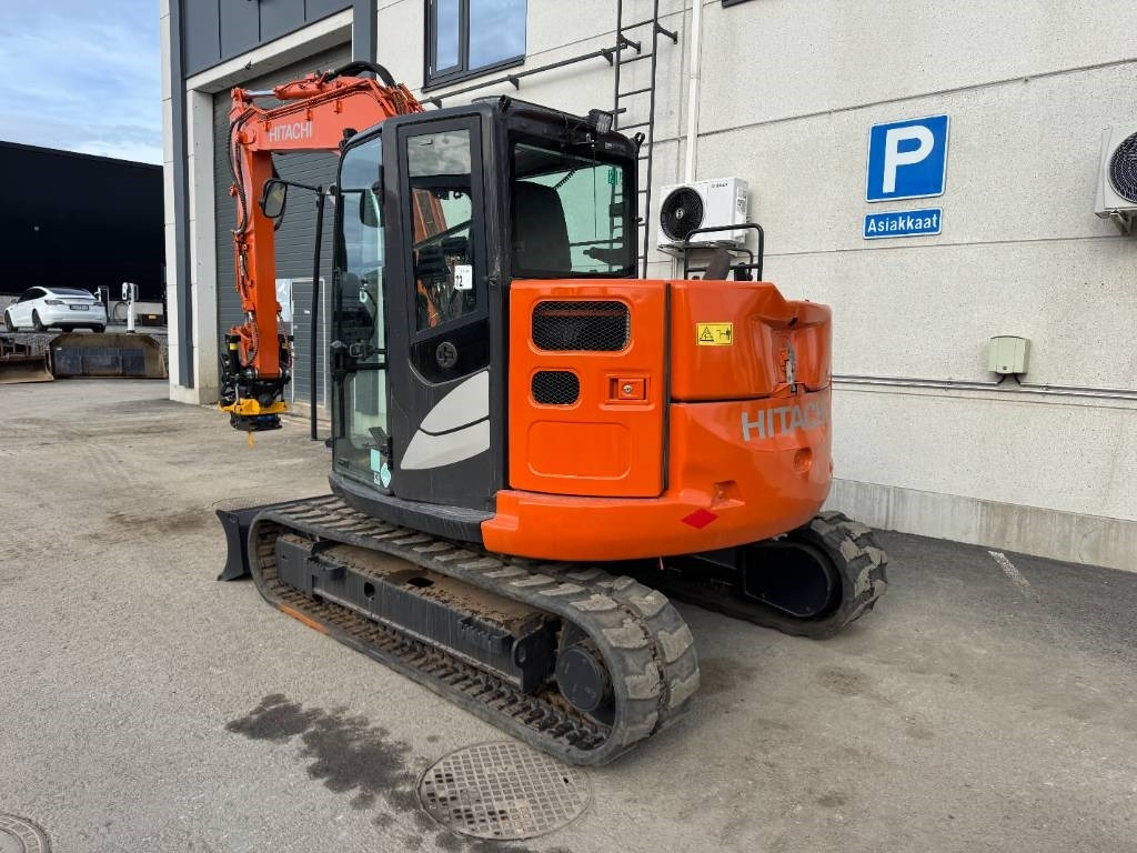 Hitachi ZX85USB-6, Uudella engcon EC209 tiltillä  - Мини-экскаватор: фото 3 Hitachi ZX85USB-6, Uudella engcon EC209 tiltillä  - Мини-экскаватор: фото 3