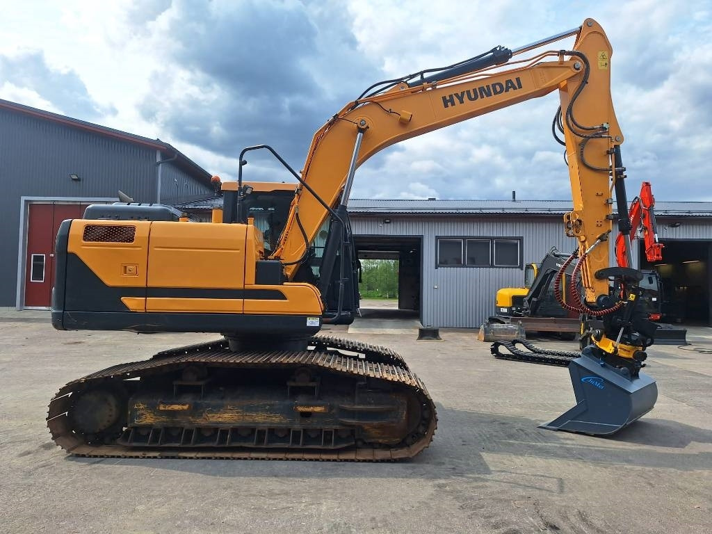 Hyundai HX140HW METSÄMALLI PYÖRITTÄJÄLLÄ - Гусеничный экскаватор: фото 5 Hyundai HX140HW METSÄMALLI PYÖRITTÄJÄLLÄ - Гусеничный экскаватор: фото 5