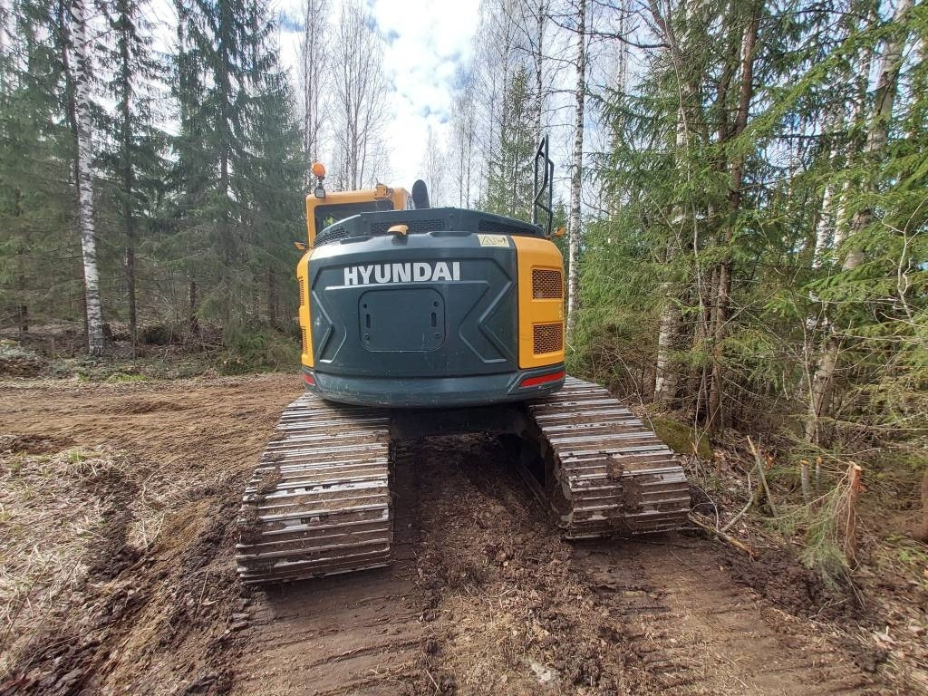 Hyundai HX145LCR 900MM TELAT SUOALUSTA - Гусеничный экскаватор: фото 2 Hyundai HX145LCR 900MM TELAT SUOALUSTA - Гусеничный экскаватор: фото 2