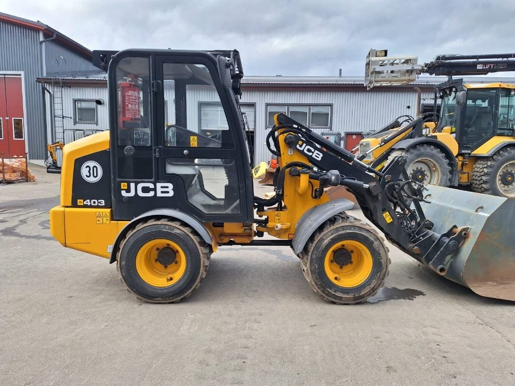 JCB 403 PIIKIT JA KAUHA - Компактный фронтальный погрузчик: фото 5 JCB 403 PIIKIT JA KAUHA - Компактный фронтальный погрузчик: фото 5