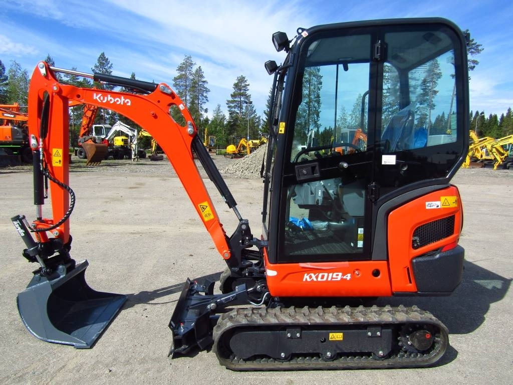 Kubota KX019-4 KALLISTAJALLA UUSI!! - Мини-экскаватор: фото 1 Kubota KX019-4 KALLISTAJALLA UUSI!! - Мини-экскаватор: фото 1