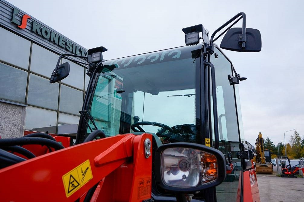 Новый Колёсный погрузчик Kubota R070 VARUSTELTU: фото 11