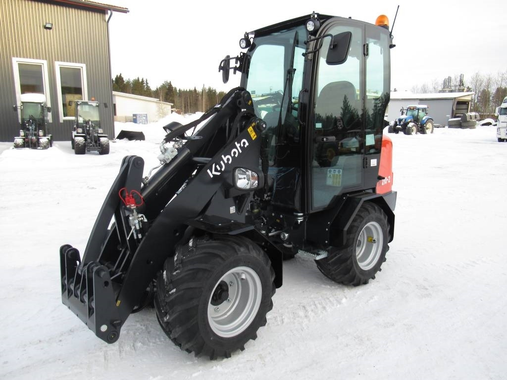 Kubota RT210-2 UUSI, TAKUU - Компактный фронтальный погрузчик: фото 2 Kubota RT210-2 UUSI, TAKUU - Компактный фронтальный погрузчик: фото 2