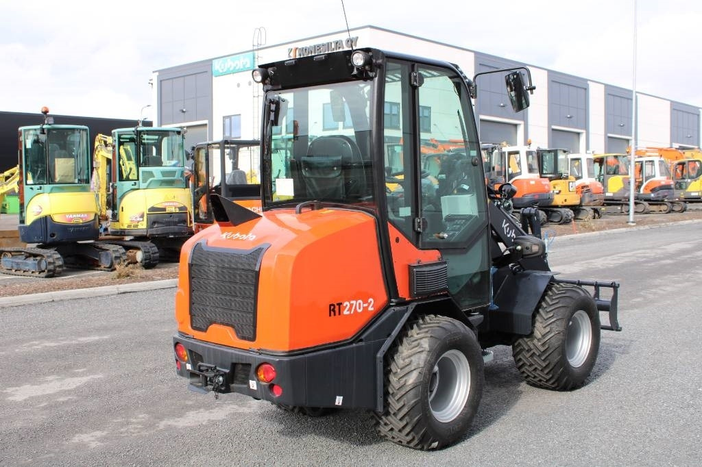 Kubota RT270-2 UUSI - Компактный фронтальный погрузчик: фото 4 Kubota RT270-2 UUSI - Компактный фронтальный погрузчик: фото 4