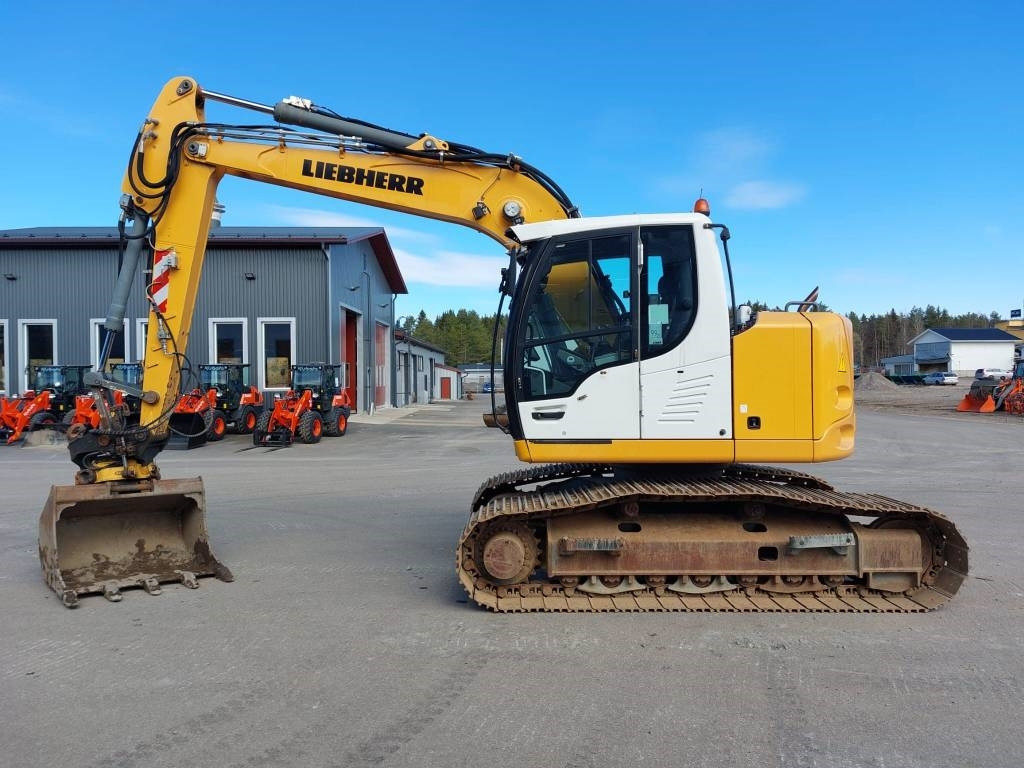 Liebherr MYYTY! SOLD! R914 COMPACT - Гусеничный экскаватор: фото 1 Liebherr MYYTY! SOLD! R914 COMPACT - Гусеничный экскаватор: фото 1