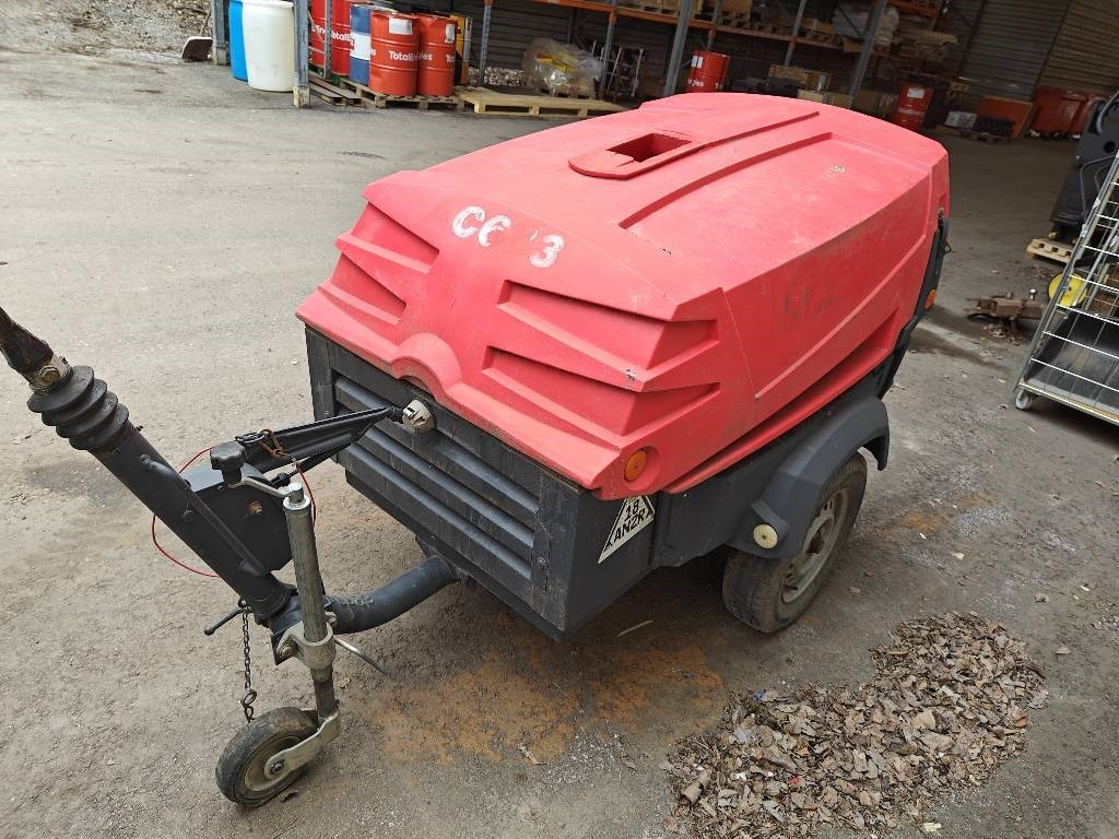 Atlas Copco XAS 47 - Строительная техника: фото 2 Atlas Copco XAS 47 - Строительная техника: фото 2