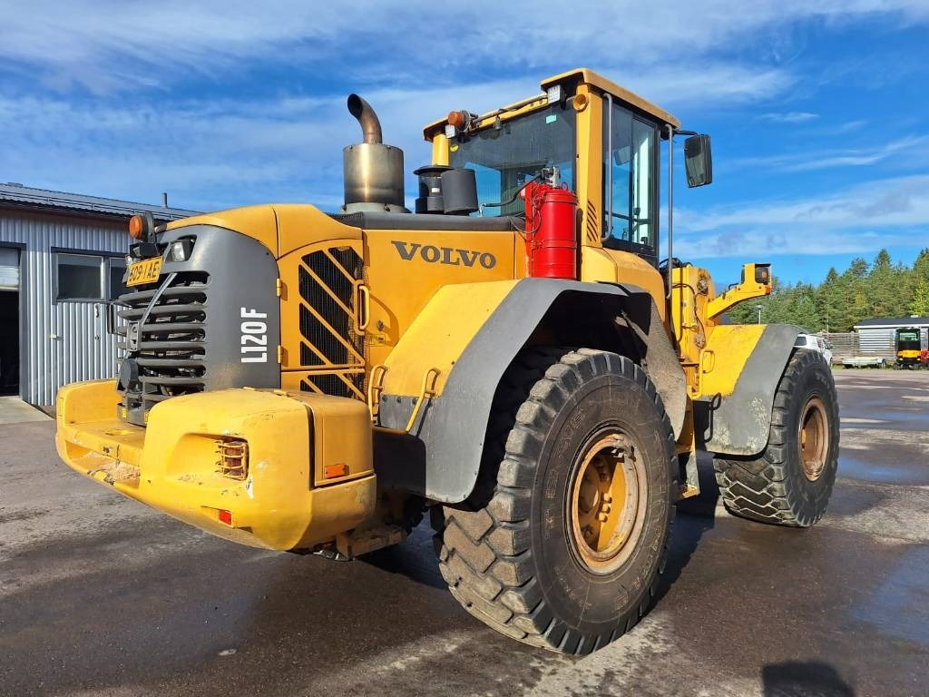 Volvo L120F VIPUOHJAUS - Колёсный погрузчик: фото 4 Volvo L120F VIPUOHJAUS - Колёсный погрузчик: фото 4