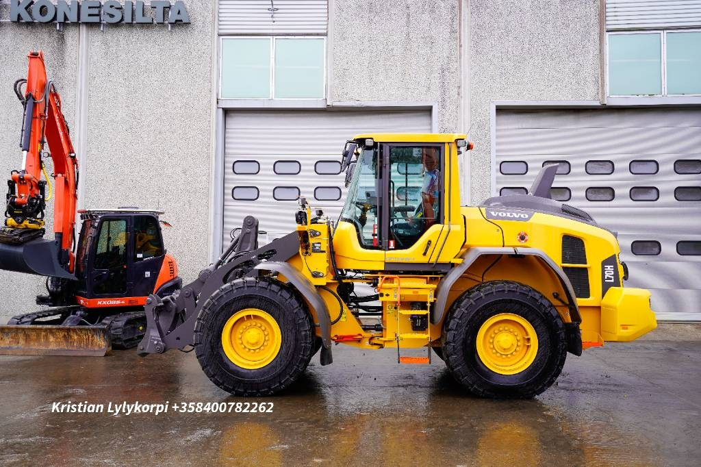 Volvo L70H2 - Колёсный погрузчик: фото 1 Volvo L70H2 - Колёсный погрузчик: фото 1