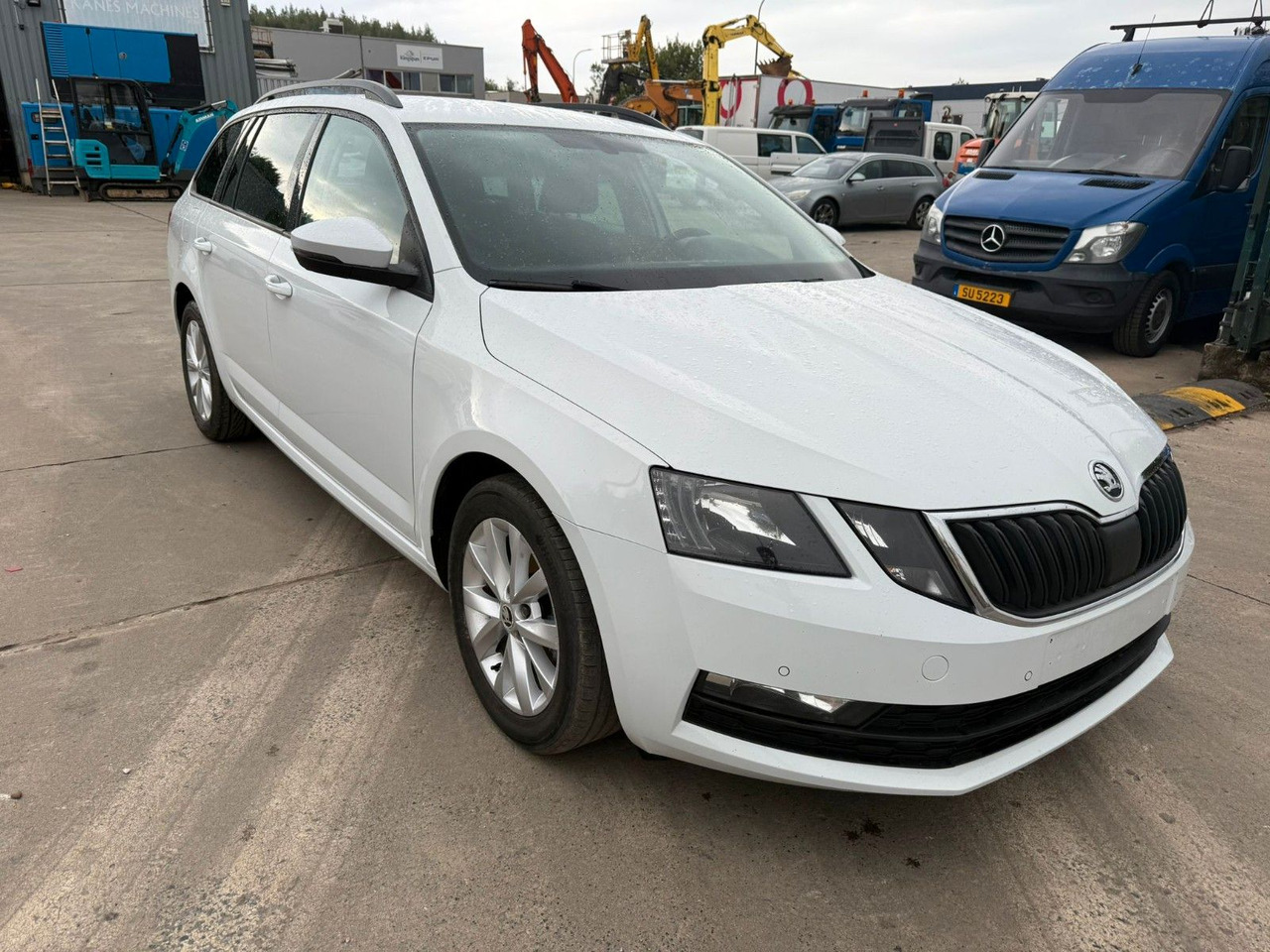 Skoda Octavia 1.6 TDI Klima. Navi. Tempomat. - Универсал: фото 1 Skoda Octavia 1.6 TDI Klima. Navi. Tempomat. - Универсал: фото 1