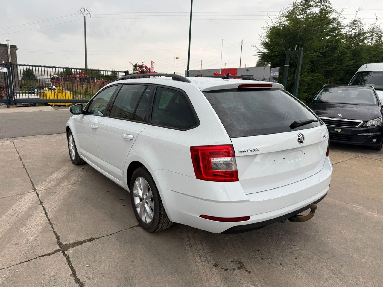Skoda Octavia 1.6 TDI Klima. Navi. Tempomat. - Универсал: фото 3 Skoda Octavia 1.6 TDI Klima. Navi. Tempomat. - Универсал: фото 3