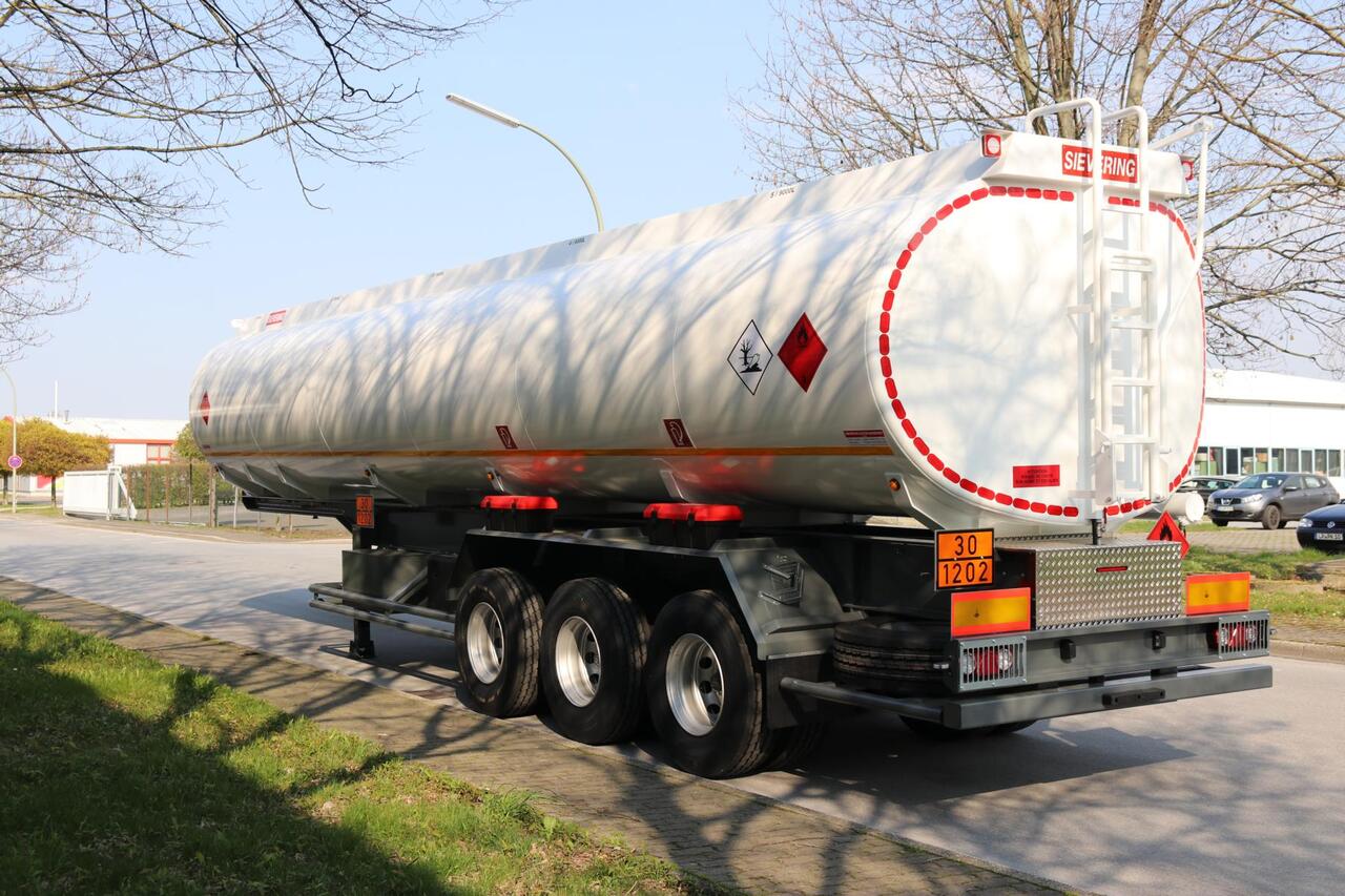 Sievering 45000 LITRES ADR SEMI REMORQUE CITERNE DE CARBURANT - Полуприцеп-цистерна: фото 4 Sievering 45000 LITRES ADR SEMI REMORQUE CITERNE DE CARBURANT - Полуприцеп-цистерна: фото 4