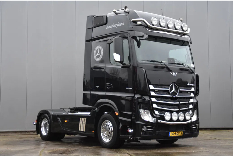 Mercedes-Benz Actros 1945 4x2 - EURO 6 - 842 TKM - PARK. AIRCO - CAMERA - 2 x FUEL TANKS - ALCOA'S - XENON - TOP CONDITION - - Тягач: фото 1 Mercedes-Benz Actros 1945 4x2 - EURO 6 - 842 TKM - PARK. AIRCO - CAMERA - 2 x FUEL TANKS - ALCOA'S - XENON - TOP CONDITION - - Тягач: фото 1