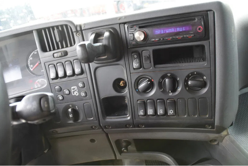 Scania G400 HL 4x2 - RETARDER - 952 TKM - AIRCO - HYDRAULIC SYSTEM - PTO - - Тягач: фото 5 Scania G400 HL 4x2 - RETARDER - 952 TKM - AIRCO - HYDRAULIC SYSTEM - PTO - - Тягач: фото 5