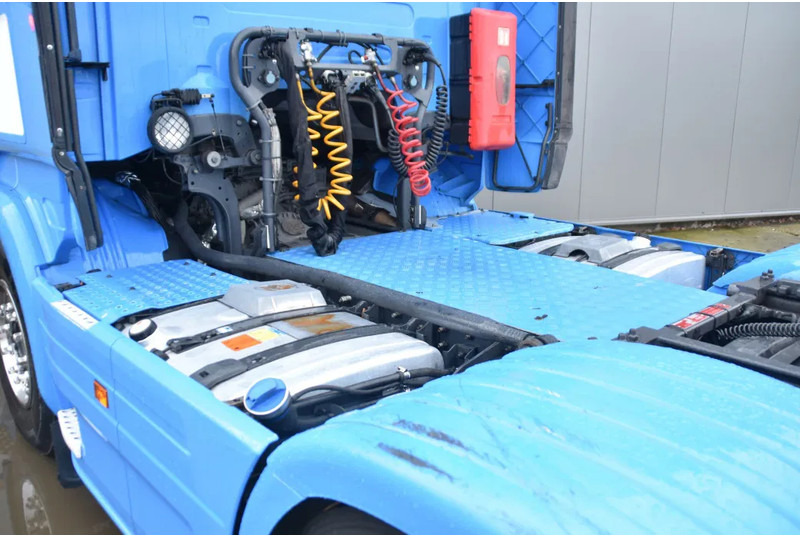 Scania R450 HL 6x2/4MNB - SCR ONLY - ADR FL - 778 TKM - RETARDER - FULL AIR - SLIDING FIFTH WHEEL - TOP CONDITION - - Тягач: фото 4 Scania R450 HL 6x2/4MNB - SCR ONLY - ADR FL - 778 TKM - RETARDER - FULL AIR - SLIDING FIFTH WHEEL - TOP CONDITION - - Тягач: фото 4