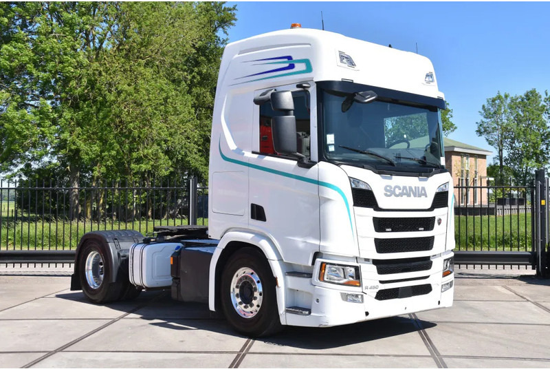Scania R450 NGS 4x2NB - RETARDER - FULL AIR - HYDRAULIC SYSTEM - PARK. AIRCO - NAVI - 4 POINT AIR SUSP. REAR - - Тягач: фото 2 Scania R450 NGS 4x2NB - RETARDER - FULL AIR - HYDRAULIC SYSTEM - PARK. AIRCO - NAVI - 4 POINT AIR SUSP. REAR - - Тягач: фото 2