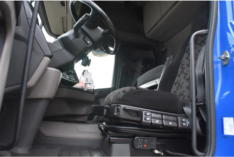 Scania R460 NGS 4x2 - SUPER - RETARDER - 319 TKM - PARK. AIRCO - ACC - NAVI - 2 x FUEL TANKS - TOP CONDITION - - Тягач: фото 4 Scania R460 NGS 4x2 - SUPER - RETARDER - 319 TKM - PARK. AIRCO - ACC - NAVI - 2 x FUEL TANKS - TOP CONDITION - - Тягач: фото 4