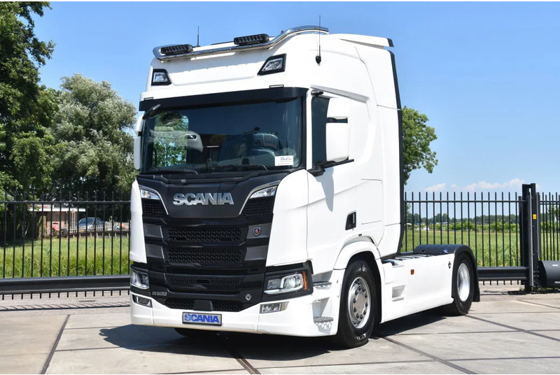 Scania R520 V8 NGS 4x2 - RETARDER - 504 TKM - PARK. AIRCO - ACC - NAVI - 2 x FUEL TANKS - LED LIGHTS - - Тягач: фото 2 Scania R520 V8 NGS 4x2 - RETARDER - 504 TKM - PARK. AIRCO - ACC - NAVI - 2 x FUEL TANKS - LED LIGHTS - - Тягач: фото 2