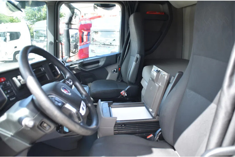 Scania S450 NGS 4x2NB - FULL AIR - 787 TKM - RETARDER - PARK. AIRCO - 2 x FUEL TANKS - TOP CONDITION - - Тягач: фото 5 Scania S450 NGS 4x2NB - FULL AIR - 787 TKM - RETARDER - PARK. AIRCO - 2 x FUEL TANKS - TOP CONDITION - - Тягач: фото 5