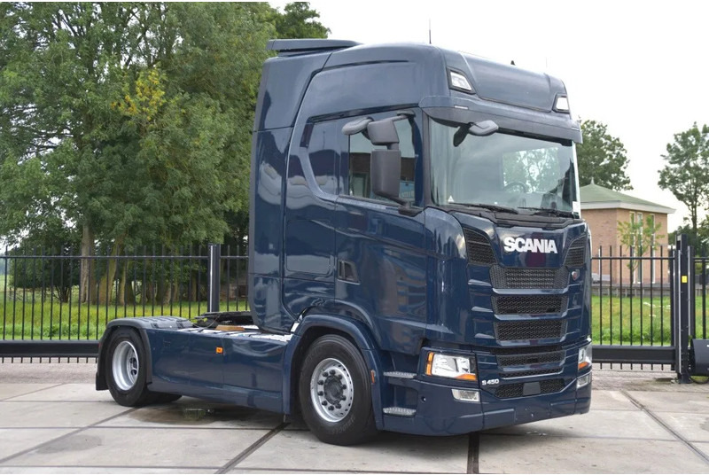 Scania S450 NGS 4x2NB - FULL AIR - RETARDER - ACC - PARK. AIRCO - 2 x FUEL TANKS - TOP CONDITION - - Тягач: фото 1 Scania S450 NGS 4x2NB - FULL AIR - RETARDER - ACC - PARK. AIRCO - 2 x FUEL TANKS - TOP CONDITION - - Тягач: фото 1