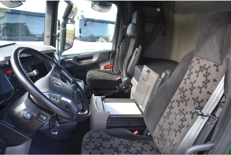 Scania S500 NGS 4x2 - RETARDER - 245 TKM - ACC - PARK. AIRCO - 2 x FUEL TANKS - LED LIGHTS - TOP CONDITION - - Тягач: фото 5 Scania S500 NGS 4x2 - RETARDER - 245 TKM - ACC - PARK. AIRCO - 2 x FUEL TANKS - LED LIGHTS - TOP CONDITION - - Тягач: фото 5