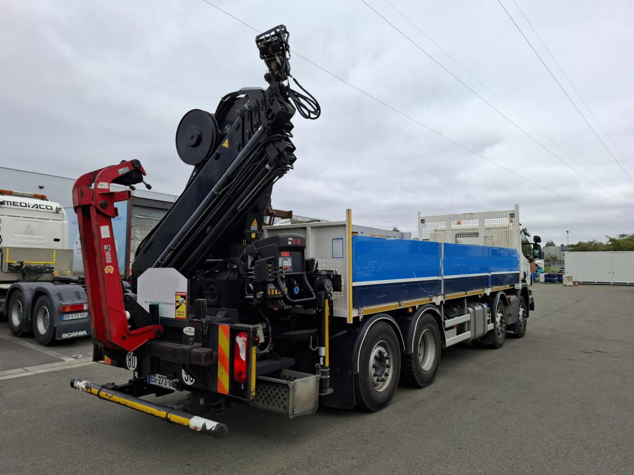 SCANIA SCANIA P41 8/2*6 Plat +Grue 21TM - Грузовик-шасси: фото 3 SCANIA SCANIA P41 8/2*6 Plat +Grue 21TM - Грузовик-шасси: фото 3