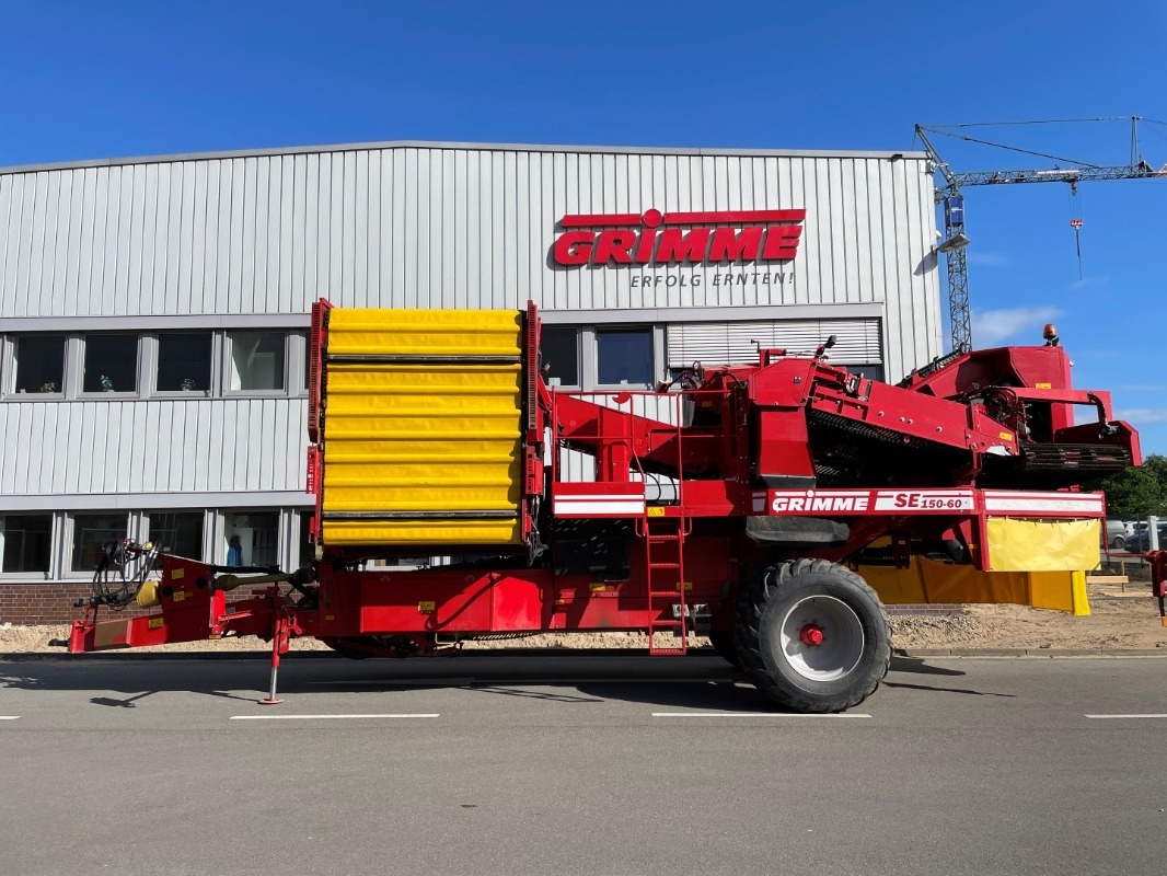 Grimme SE 150-60 UB - Комбайн: фото 1 Grimme SE 150-60 UB - Комбайн: фото 1