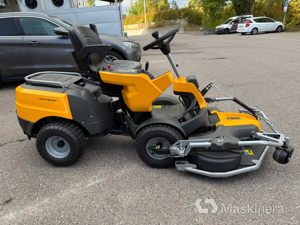 Åkgräsklippare Stiga Park Pro 900 AWX ink Klippaggregat & Snöslunga - Газонокосилка: фото 4 Åkgräsklippare Stiga Park Pro 900 AWX ink Klippaggregat & Snöslunga - Газонокосилка: фото 4