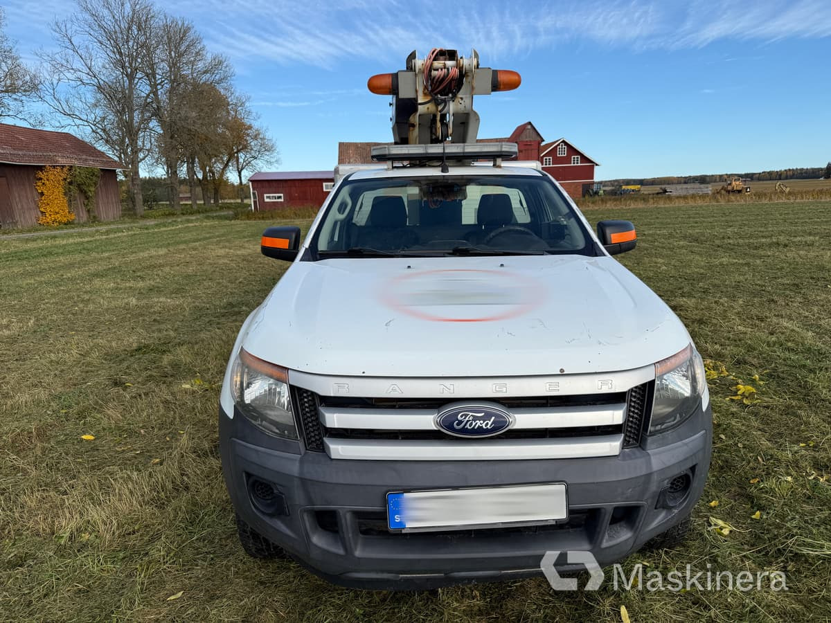 Arbetsbil Ford Ranger med Versalift - Цельнометаллический фургон: фото 2 Arbetsbil Ford Ranger med Versalift - Цельнометаллический фургон: фото 2