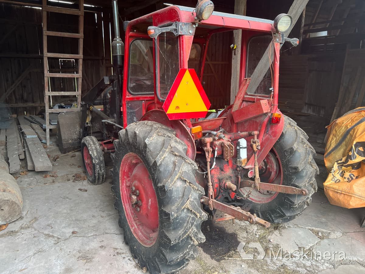 Bolinder Munktell 320 Traktor Volvo BM 320 med lastare - Трактор: фото 4 Bolinder Munktell 320 Traktor Volvo BM 320 med lastare - Трактор: фото 4