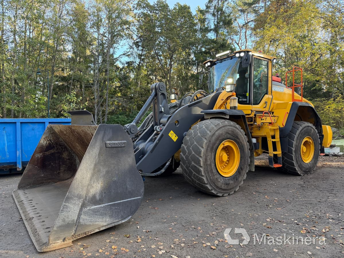 Hjullastare Volvo L180H - Другая техника: фото 1 Hjullastare Volvo L180H - Другая техника: фото 1