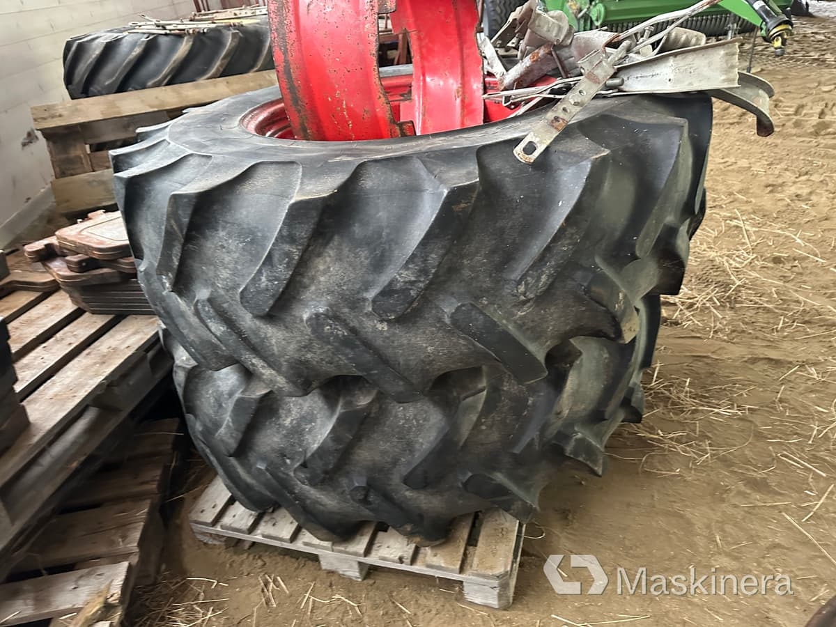Dubbelmontage Michelin 16.9 R28 - Колесо: фото 4 Dubbelmontage Michelin 16.9 R28 - Колесо: фото 4