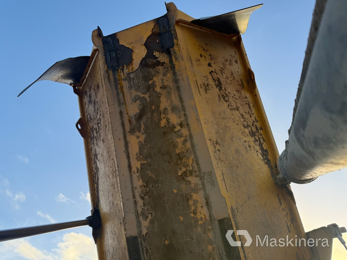 Сочленённый самосвал Dumper Volvo A25D 6X6: фото 14 Сочленённый самосвал Dumper Volvo A25D 6X6: фото 14