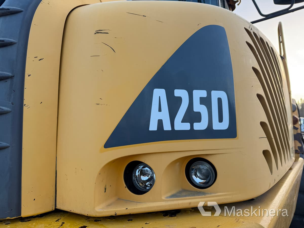 Сочленённый самосвал Dumper Volvo A25D 6X6: фото 41 Сочленённый самосвал Dumper Volvo A25D 6X6: фото 41