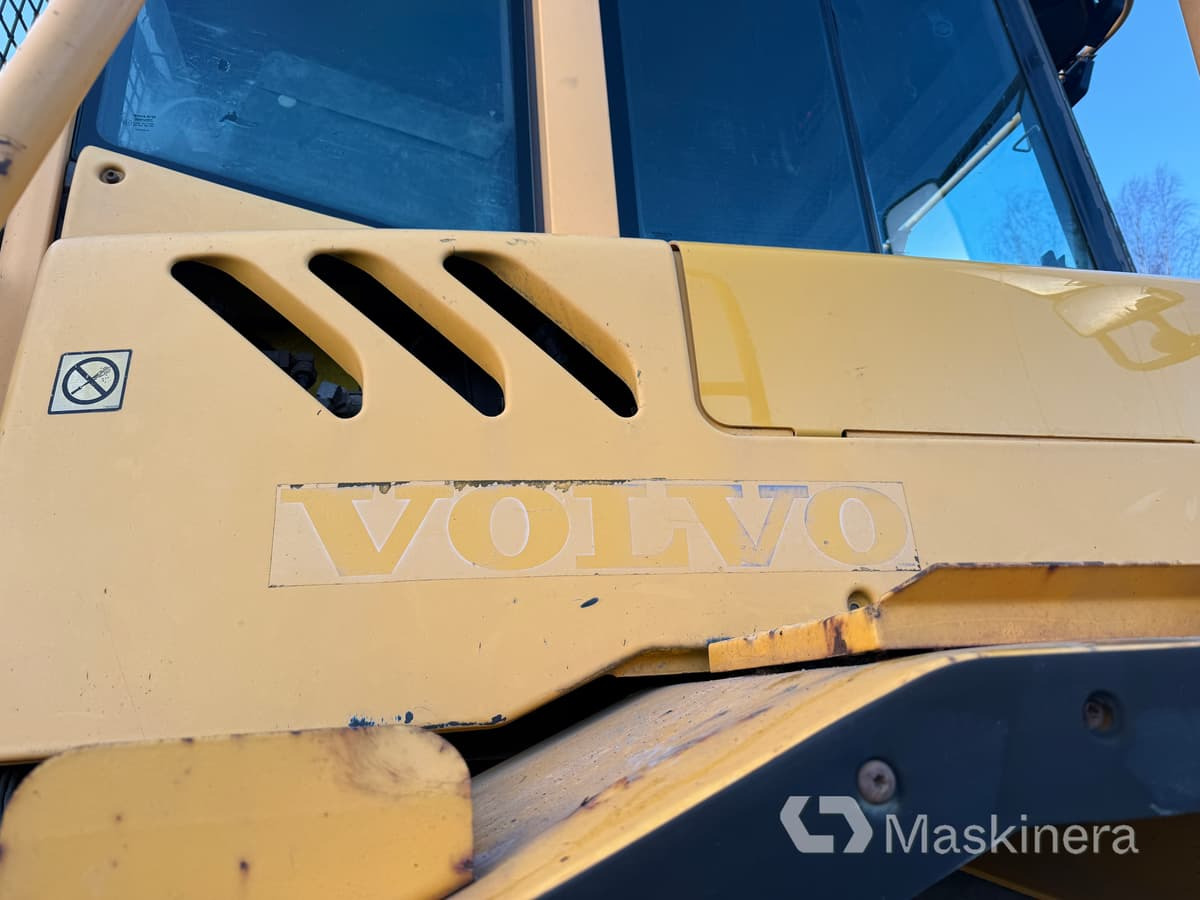Сочленённый самосвал Dumper Volvo A25D 6X6: фото 21 Сочленённый самосвал Dumper Volvo A25D 6X6: фото 21