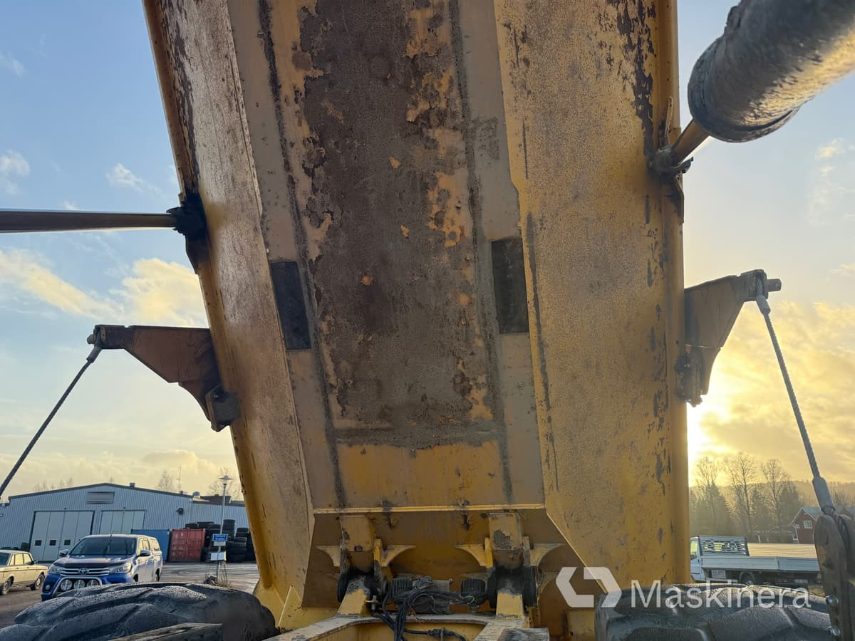 Сочленённый самосвал Dumper Volvo A25D 6X6: фото 13 Сочленённый самосвал Dumper Volvo A25D 6X6: фото 13