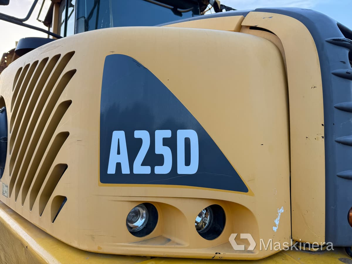 Сочленённый самосвал Dumper Volvo A25D 6X6: фото 35 Сочленённый самосвал Dumper Volvo A25D 6X6: фото 35