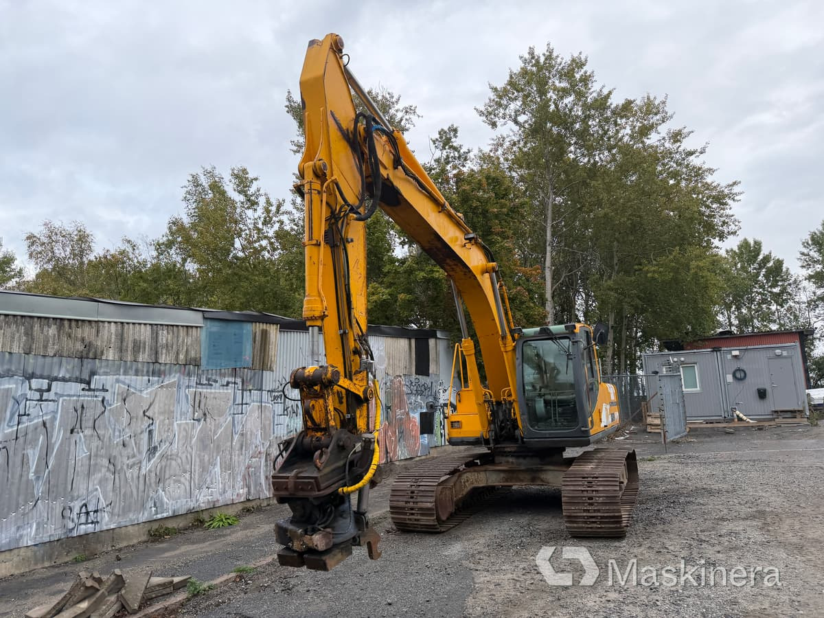 Grävmaskin JCB JS200 LC - Гусеничный экскаватор: фото 2 Grävmaskin JCB JS200 LC - Гусеничный экскаватор: фото 2