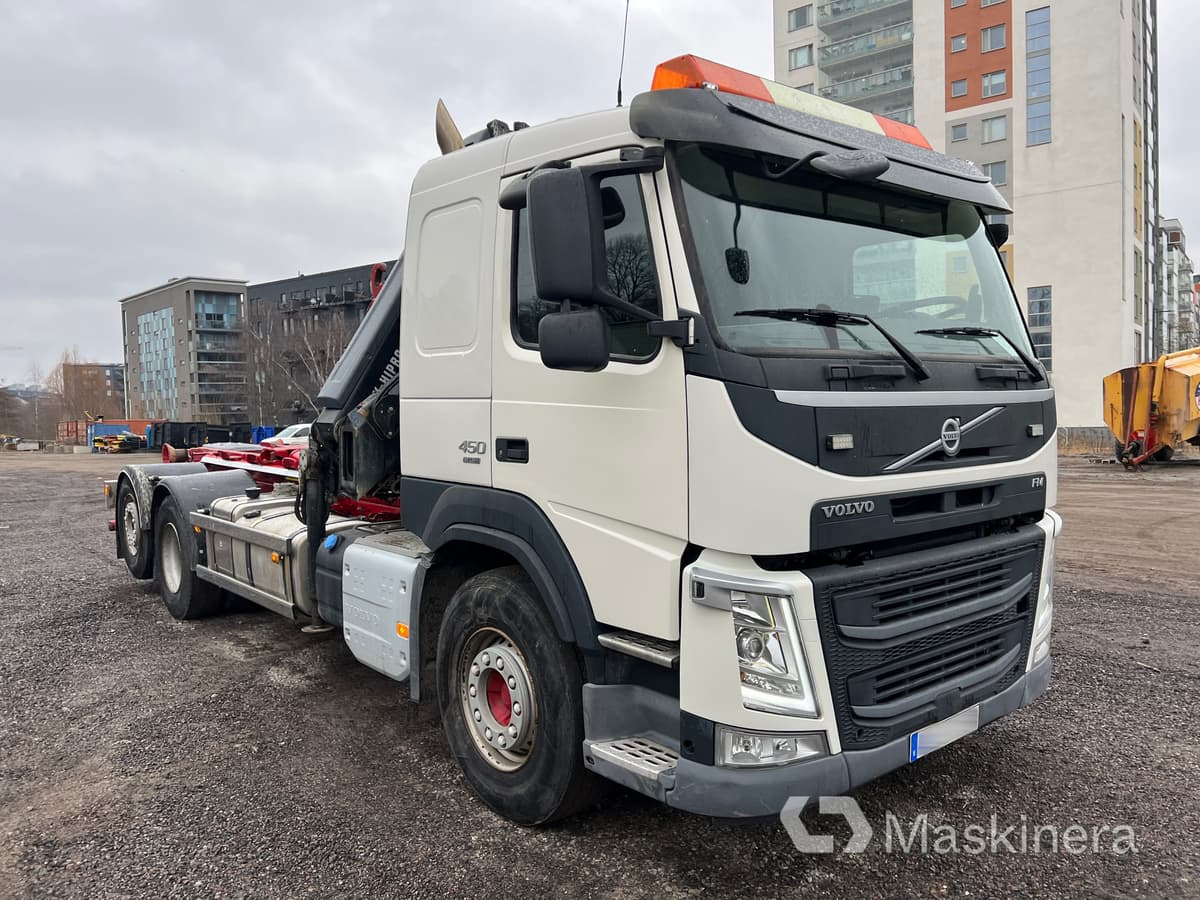 Kranväxlare Volvo FM 450 6x2 - Крюковой мультилифт: фото 3 Kranväxlare Volvo FM 450 6x2 - Крюковой мультилифт: фото 3