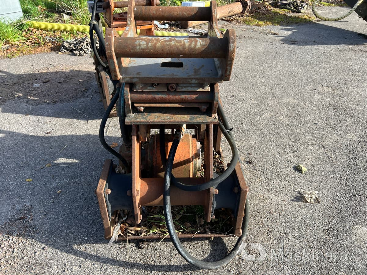 Markvibrator Stanley HS-6000, S60 - Виброплита: фото 4 Markvibrator Stanley HS-6000, S60 - Виброплита: фото 4