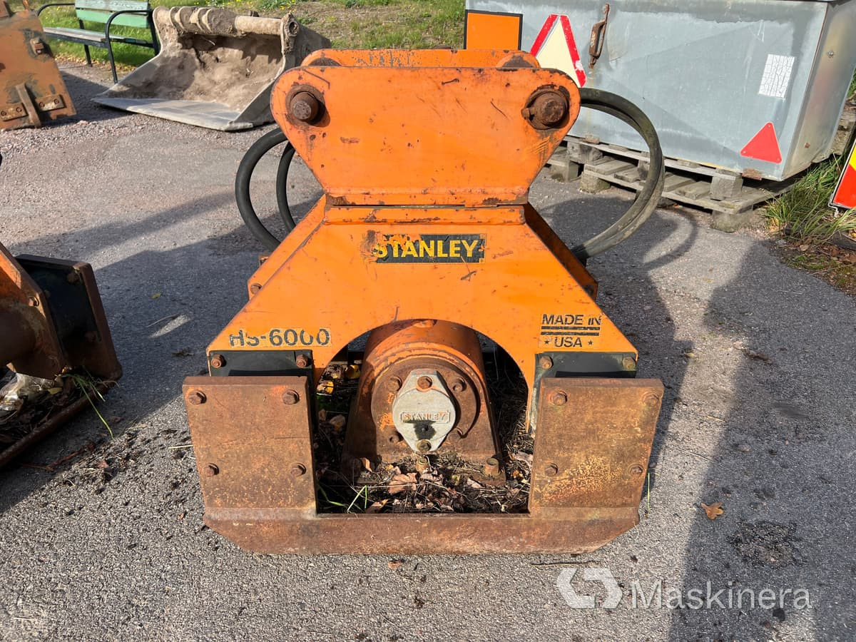 Markvibrator Stanley HS-6000 - Виброплита: фото 1 Markvibrator Stanley HS-6000 - Виброплита: фото 1