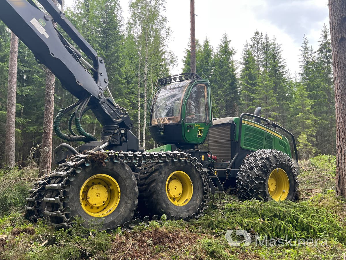 Skördare John Deere 1470G - Харвестер: фото 1 Skördare John Deere 1470G - Харвестер: фото 1