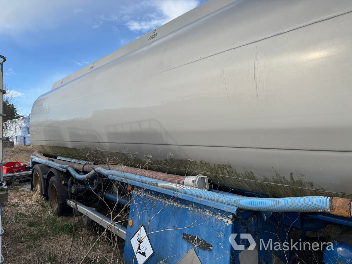 Tanksläp L.a.b A-4-36 TAL - Прицеп-цистерна: фото 3 Tanksläp L.a.b A-4-36 TAL - Прицеп-цистерна: фото 3