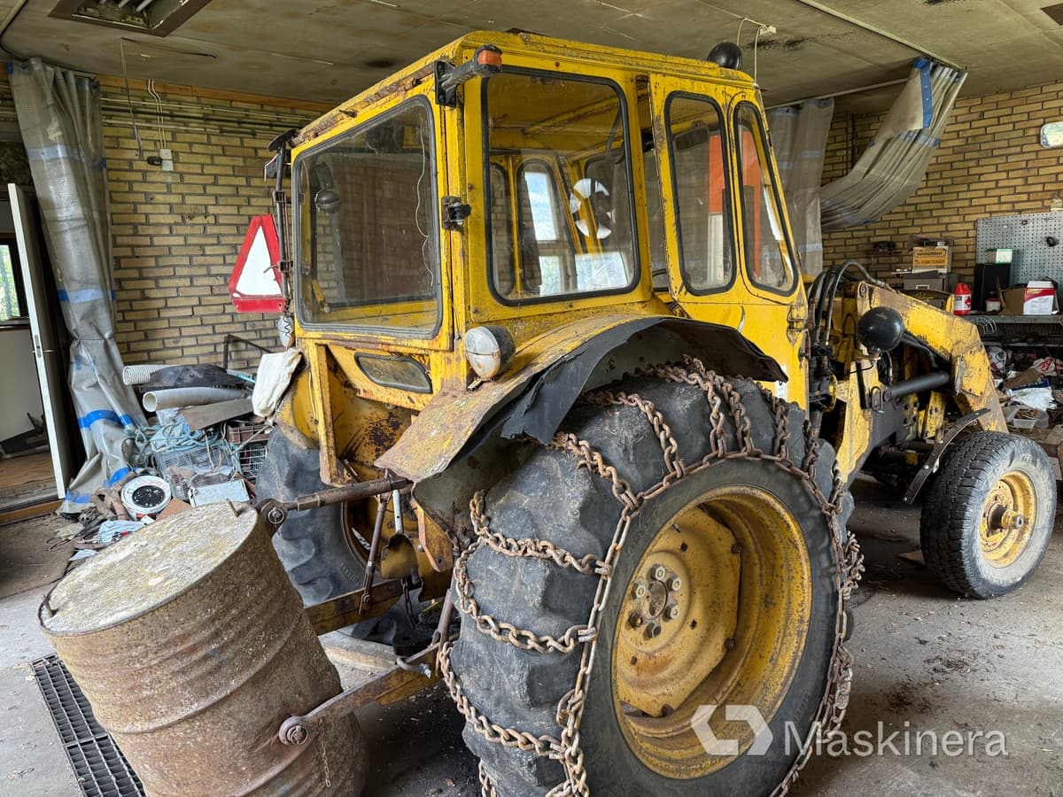 Traktor Volvo BM 400 med lastare (Rep. objekt) - Трактор: фото 5 Traktor Volvo BM 400 med lastare (Rep. objekt) - Трактор: фото 5